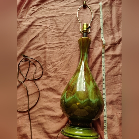 MCM Ceramic Lamp - Picture 13 of 16